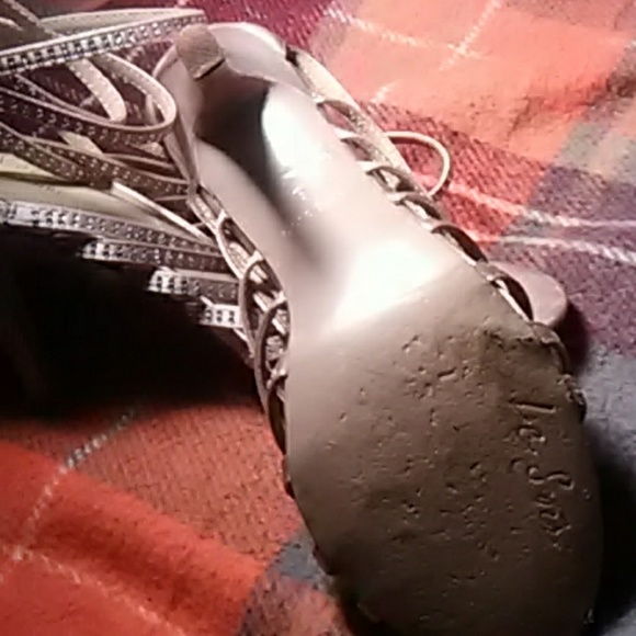 Pour la Victoire - Picture 3 of 3